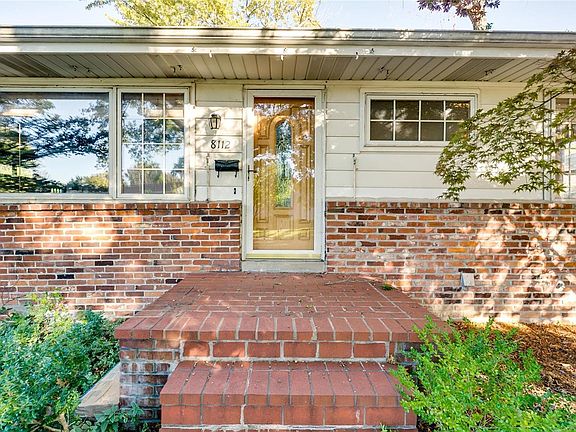 2nd image of 8112 General Sheridan Ln
