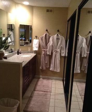 3rd image of 2345 S Cherokee Way Unit 89