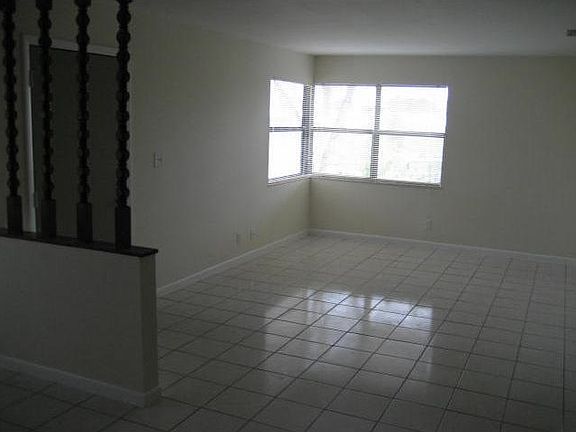 3rd image of 8088 NW 41st Ct