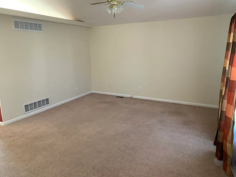 340 W Spaulding Ave S — Photo 4