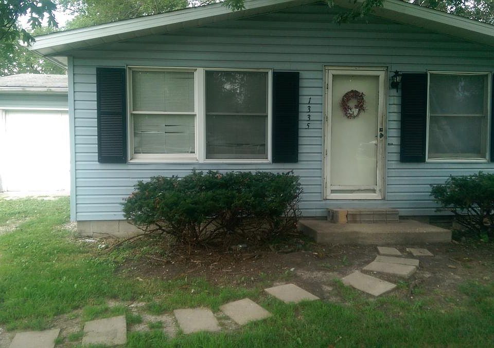 spacious 3bdr apt