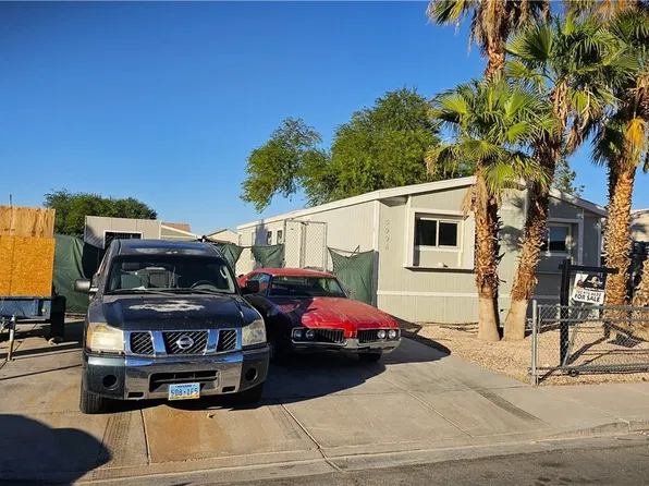 5998 Castlemont Ave, Las Vegas, NV 89156