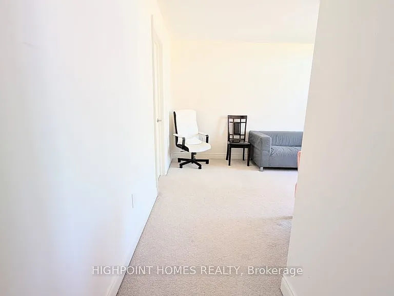 1506 Mendelson Hts #UPPER — Photo 36