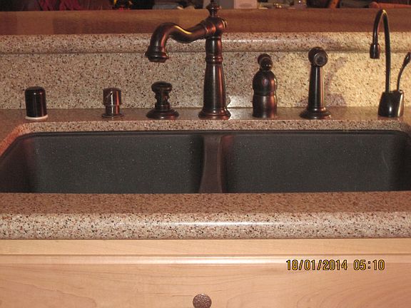 deep kitchen sink and R/O