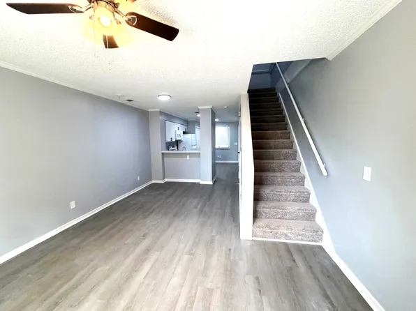 31 Canterbury Ct, Columbia, SC 29210