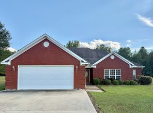 78 Red Oak Ln, Columbus, MS 39705