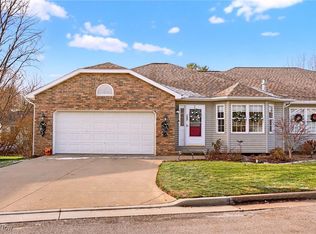 1324 Southpointe Cir NE, Canton, OH 44714