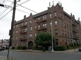 19839 32nd Ave APT C1, Flushing, NY 11358