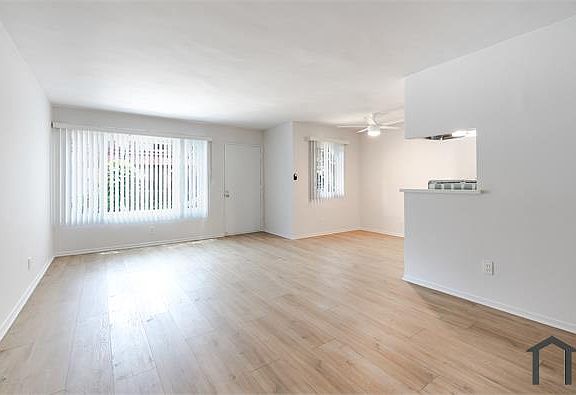 3rd image of 12550 Pacific Ave APT 5