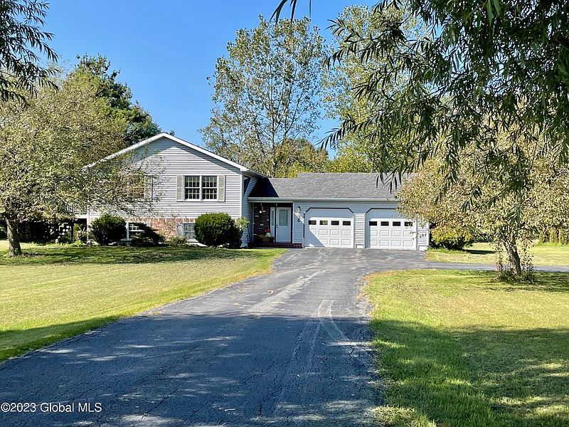 5th image of 30 Green Acres Road