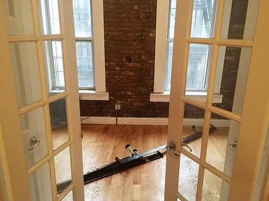 Rented by Crosstown Apartments NYC | media 12