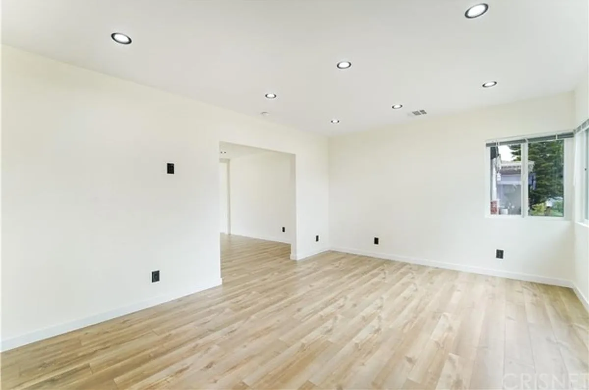 3 bed, 1278 sqft, $5,750 — Photo 4