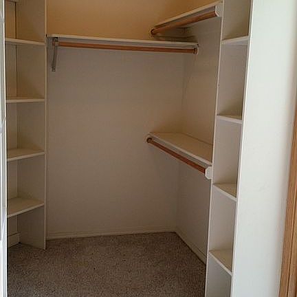 4th image of 207 Uplands Way