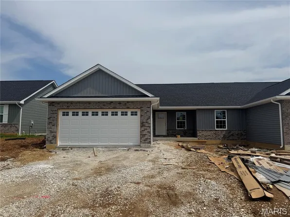 114 Grindstone Ct, Moscow Mills, MO 63362