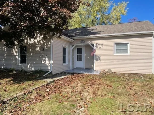 110 Jackson St, Brooklyn, MI 49230