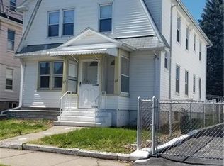 218 Garfield Ave #1, Bridgeport, CT 06606