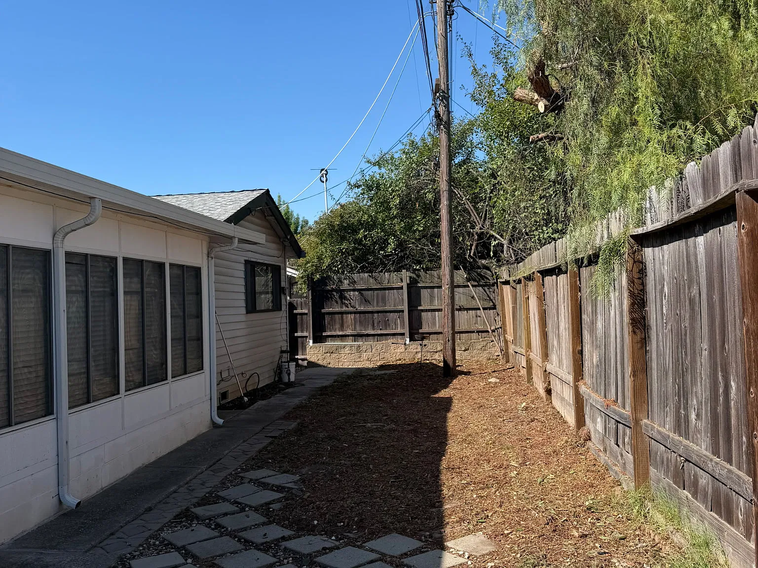 4 bed, 1464 sqft, $2,850 — Photo 3