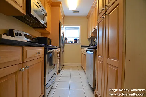 140 Newton St #3A Photo 1