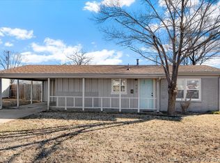 905 N Cedar St, Owasso, OK 74055