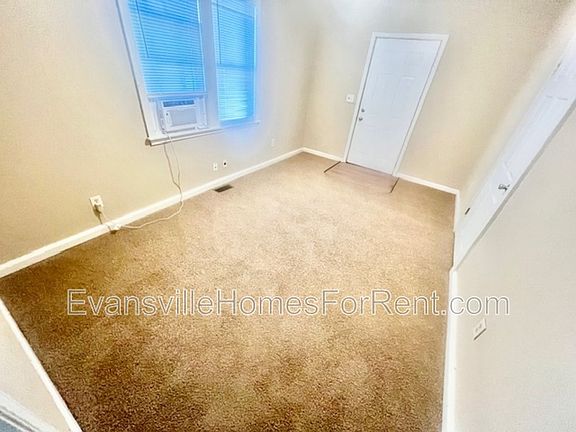 2nd image of 703 E Columbia St #A