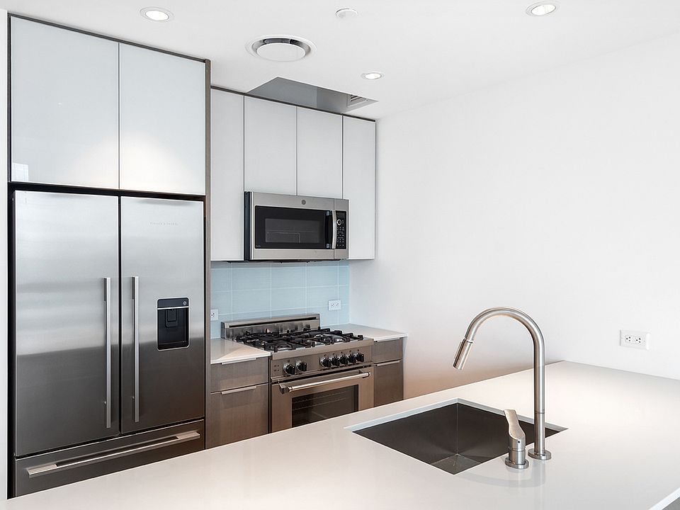 1st image of 242 W 53rd St APT 41B