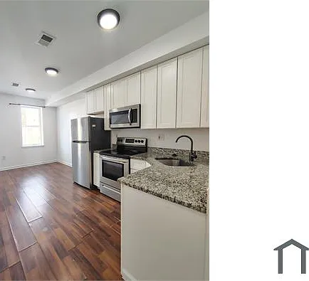 1321 E Biddle St — Photo 2