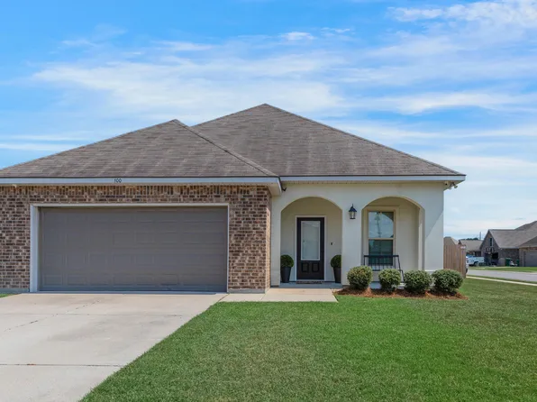 100 Saint Kenan St, Youngsville, LA 70592