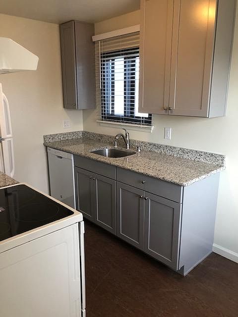 Remodeled AEK with dishwasher