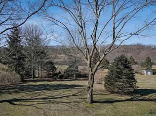 91 Lazy Brook Rd, Monroe, CT 06468