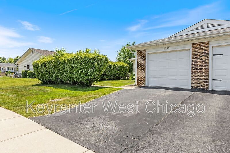1st image of 1756 Gilberto St