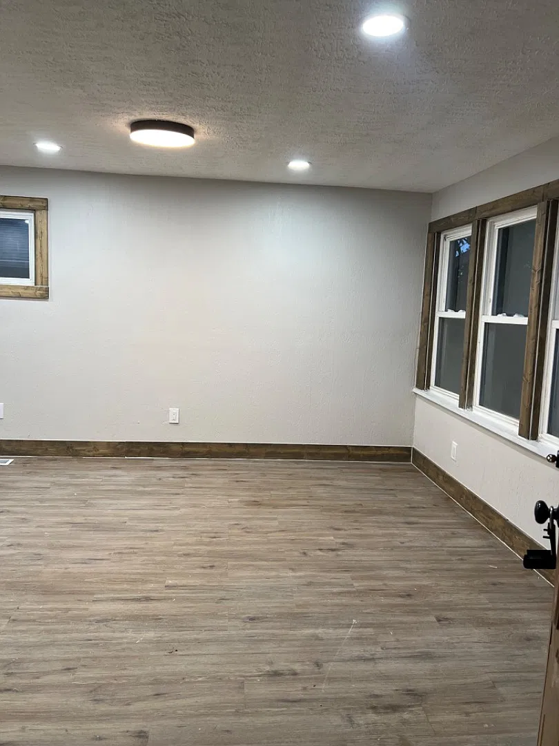 17114 Lipton Ave — Photo 3