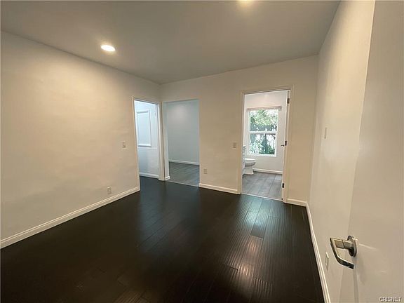 5th image of 23050 Mariano St