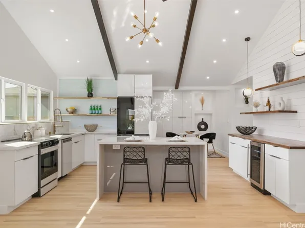 4333 Olaloa St, Honolulu, HI 96818