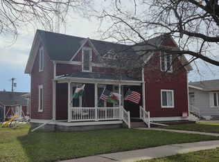 707 Locust St, Arapahoe, NE 68922