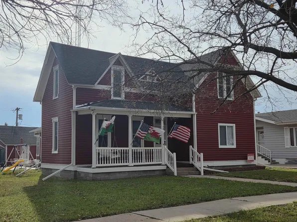 707 Locust St, Other, NE 68922