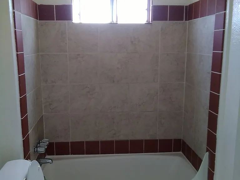 3600 E 7th St — Photo 13