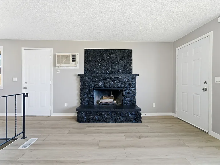 926 E Gordon Ave — Photo 6