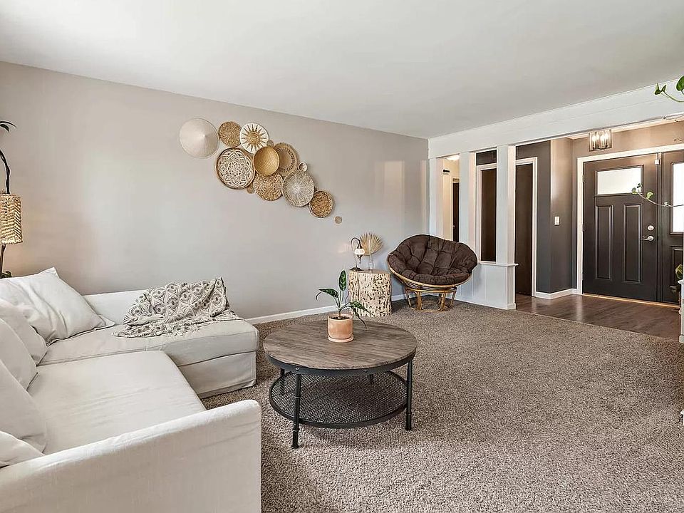 1st image of 1722 N Lancaster Dr #101