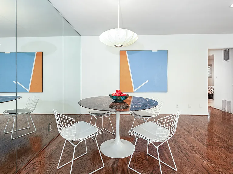 938 N San Vicente Blvd #20 — Photo 7