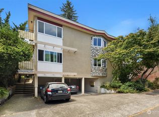 4267 Woodland Park Ave N, Seattle, WA 98103