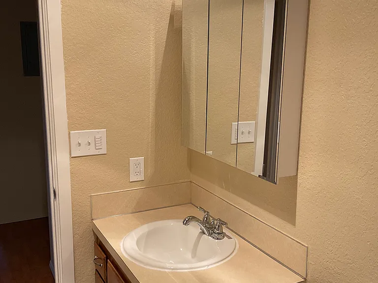 11702 Greenwood Ave N #203 — Photo 13