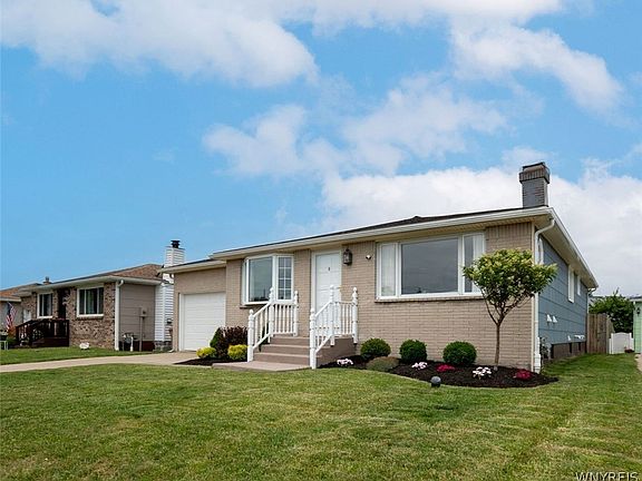 3rd image of 48 Castlewood Dr
