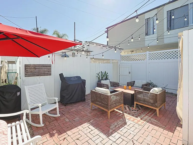 207 C Ave — Photo 25