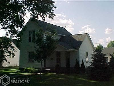1st image of 624 Woodlawn St