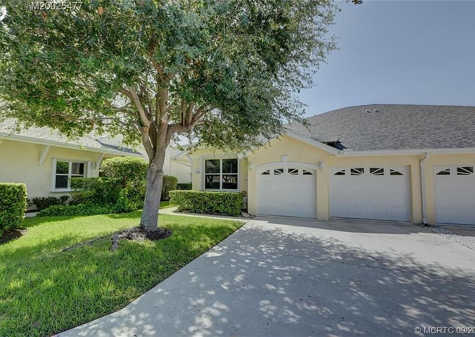 1st image of 4121 NE Moon River Cir