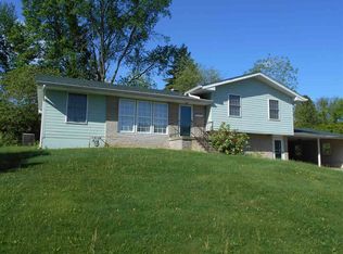 563 W Dogwood Ln, Bloomington, IN 47404