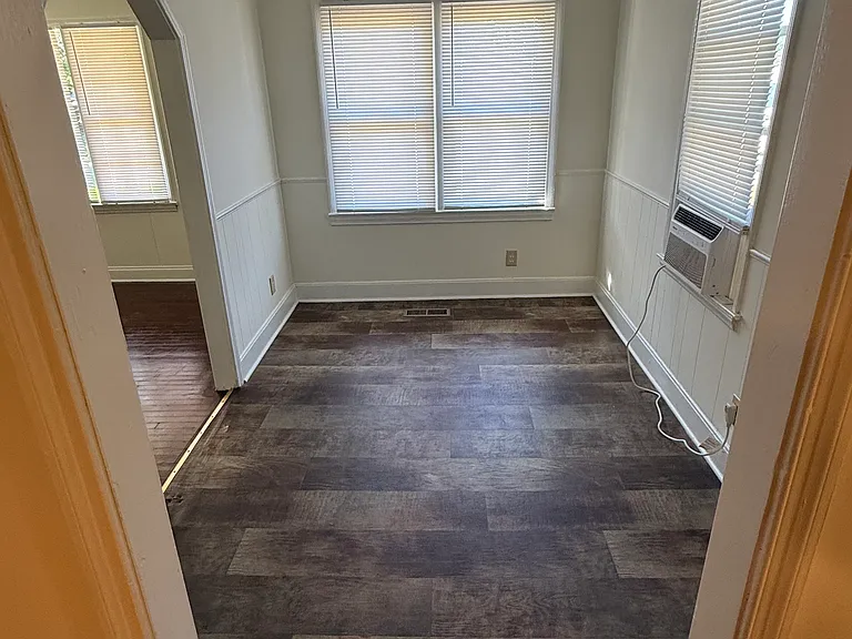 209 Cecil Dr — Photo 11