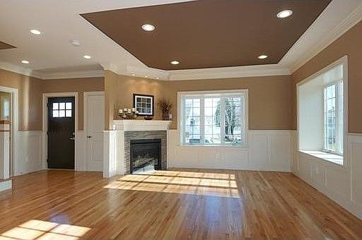 2nd image of 276 Waverley Ave #House