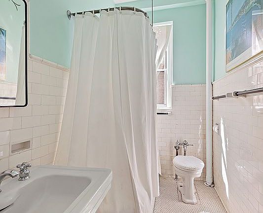 5th image of 789 W End Ave APT 3B