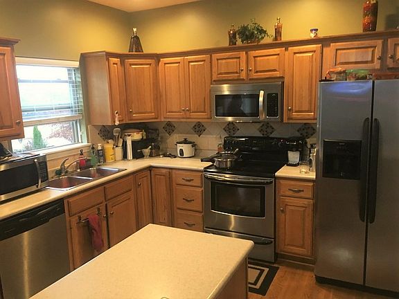 2nd image of 1397 W Adams Hill Cir